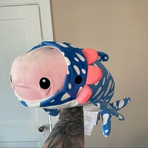 Axolotl shark plushie (round1)